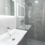 Dino Apartament *